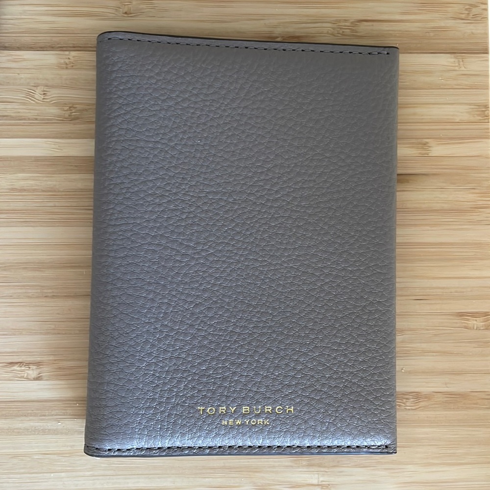 Tory Burch Perry Passport Case Gray NWT